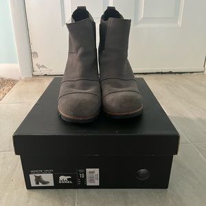 EUC Sorel Addington Chelsea Boot